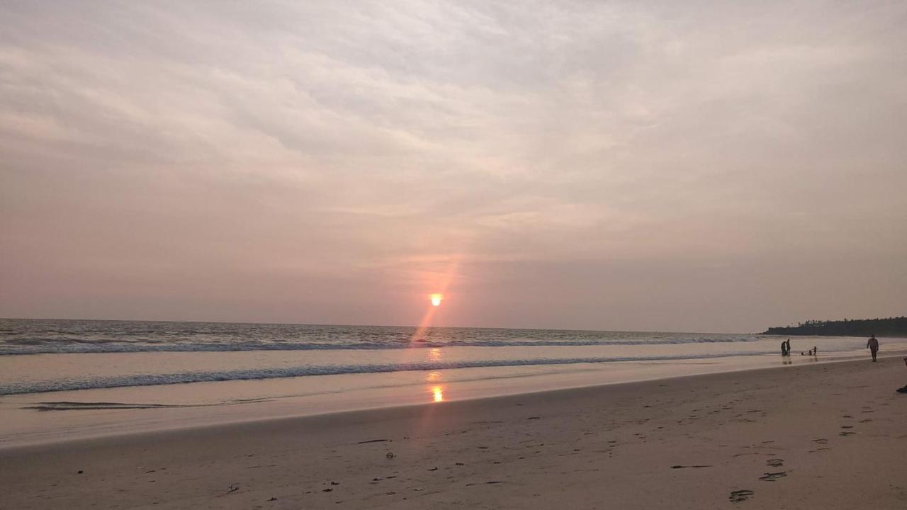 Sunshine Service Villa Kannur Dış mekan fotoğraf